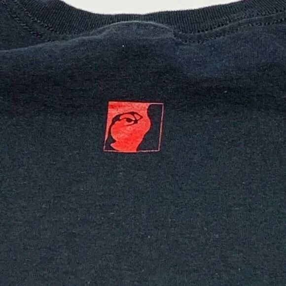 Peter Pan Beware Of The Hook T-Shirt Black Size Large Vintage - Picture 4 of 8